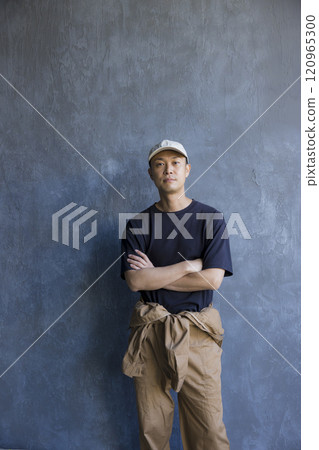 Image of a blue collar worker 120965300