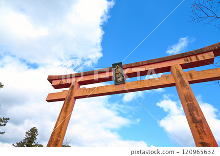 [山口郡山口市]八坂神社的紅色鳥居 120965632