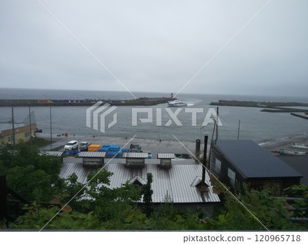 渡輪抵達北海道矢尻島 渡輪抵達北海道矢尻島 120965718