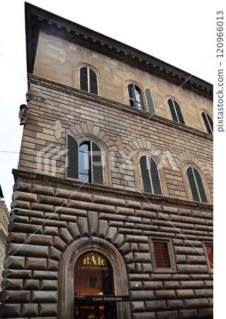 美第奇里卡迪宮 120966013