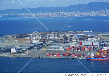 Wooden ring at the Expo site [2024/12] 120967464