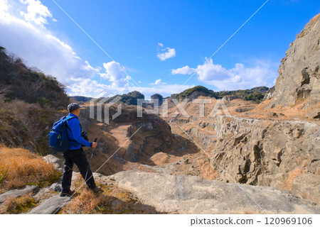 被稱為房總大峽谷的大古木山採石場舊址 120969106