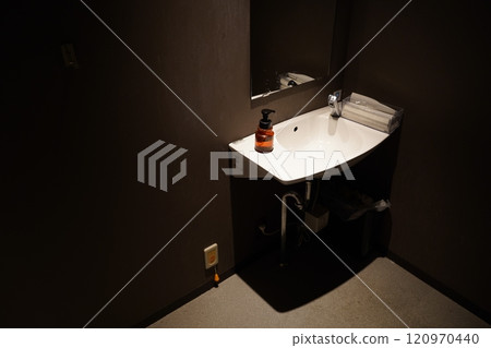 無障礙廁所 無障礙廁所 120970440