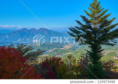 Autumn view of the north from Takane Observatory in Ikaho, Gunma Prefecture 120973498