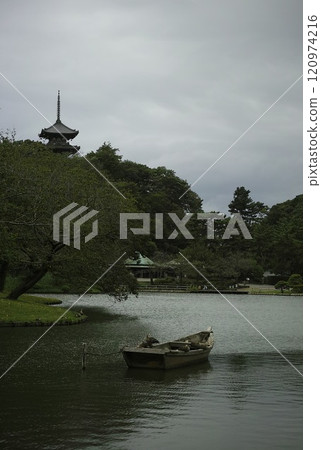 Sankeien Japanese Garden 120974216