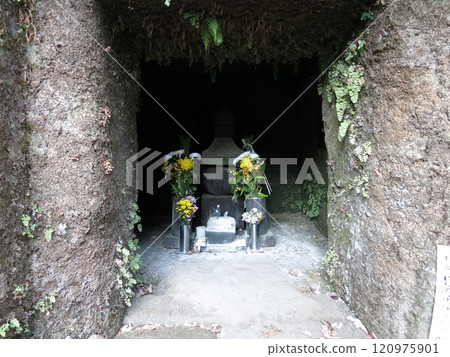 鎌倉壽福寺北條雅子之墓 鎌倉壽福寺北條雅子之墓 120975901