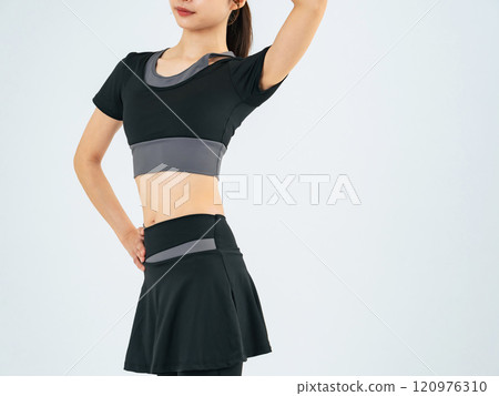 通過訓練塑造腰身的女性形象 Body care diet 通過訓練塑造腰身的女性形象 Body care diet 120976310