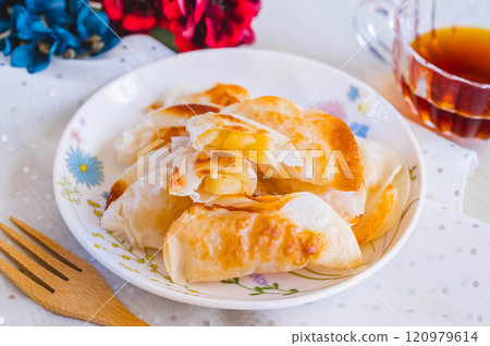 Apple pie style gyoza skin Apple pie style gyoza skin 120979614