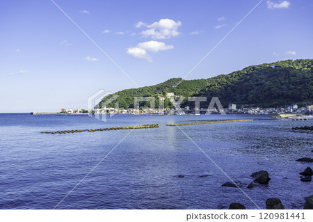 熱海網代漁港全景靜岡縣熱海市 120981441