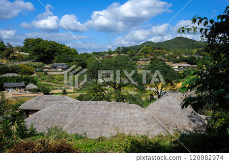 Traditional Korean Folk Villages 120982974