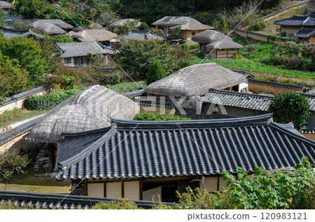 Traditional Korean Folk Villages 120983121