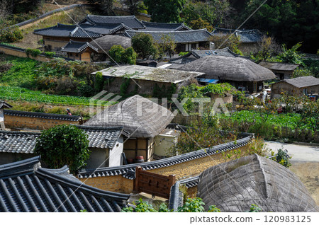 Traditional Korean Folk Villages 120983125