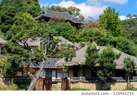 Traditional Korean Folk Villages Traditional Korean Folk Villages 120983254