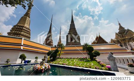 Wat Pho 18 120983771