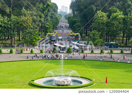 The Independence Palace, is a landmark in Ho Chi Minh City, Vietnam. 120984404