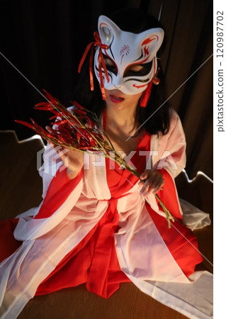 在日本,有一種被稱為「妖狐」的女人,迷惑男人#10 在日本,有一種被稱為「妖狐」的女人,迷惑男人#10 120987702