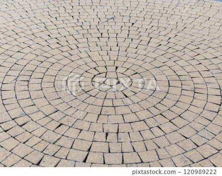 Stone paving stones, cobblestone road and the embankment of the city 120989222