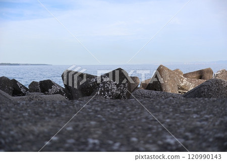 Beppu Bay as seen from Beppu City 120990143