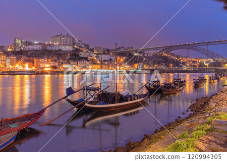 Night View of Douro River and Dom Luis I Bridge, Porto, Portugal 120994305