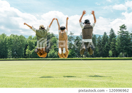 Families enjoying camping and glamping at a campsite 120996962