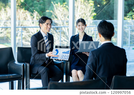 商人討論 商人討論 120997056