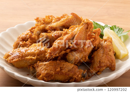 Deep fried chicken wings Deep fried chicken wings 120997202