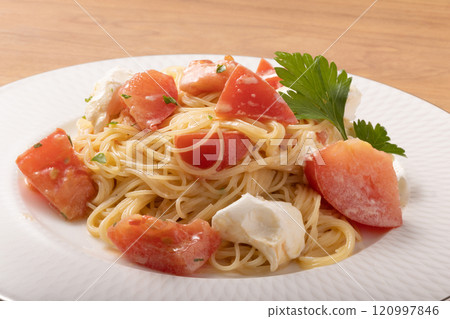 Chilled pasta with tomato and mozzarella Chilled pasta with tomato and mozzarella 120997846