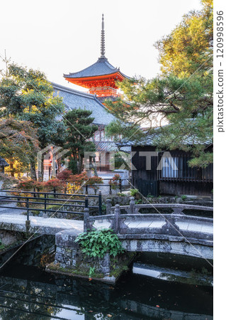 Kiyomizudera Sanjunoto Pagoda 120998596