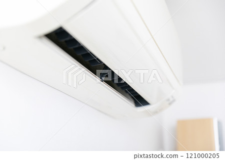Air conditioner Air conditioner 121000205