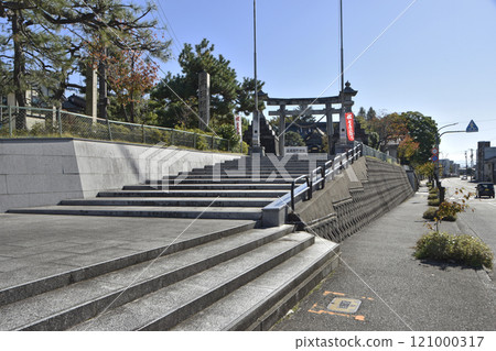 Takaoka Sekino Shrine (Takaoka City, Toyama Prefecture) 121000317
