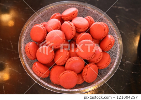 草莓風味馬卡龍甜點自助餐 草莓風味馬卡龍甜點自助餐 121004257