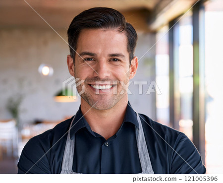 Male Waiter in Modern Restaurant 121005396