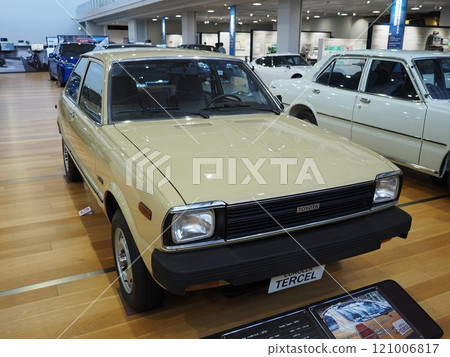 Display vehicle: Toyota Tercel Display vehicle: Toyota Tercel 121006817