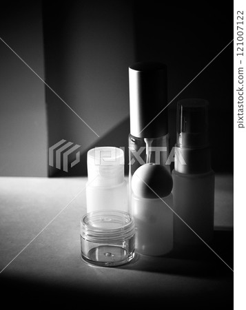 Cosmetic phone case 121007122