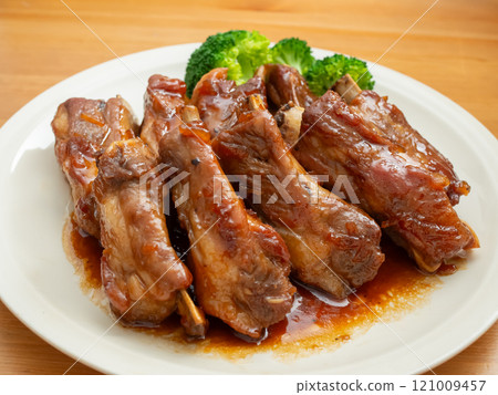 Braised pork spare ribs Braised pork spare ribs 121009457