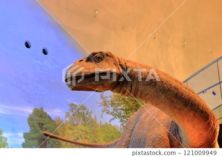Exhibits in the Fukui Prectural Dinosaur Museum located in Katsuyama near Fukui Japan Exhibits in the Fukui Prectural Dinosaur Museum located in Katsuyama near Fukui Japan 121009949