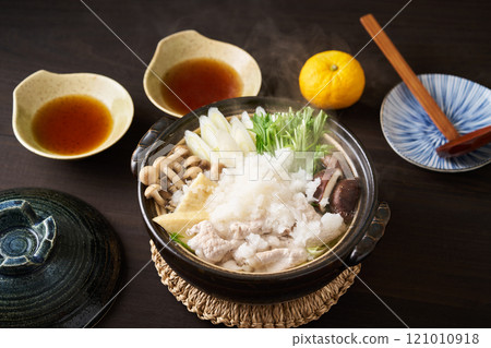 Pork loin mizore hotpot Pork loin mizore hotpot 121010918