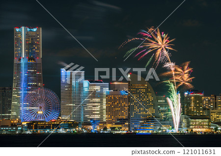 Fireworks over the night view of Yokohama Minato Mirai (Yokohama Sparkling Twilight) 121011631