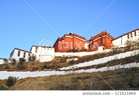 landmark of the famous Potala Palace in Lhasa, Tibet  121011669