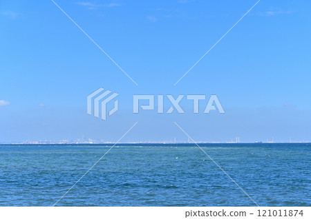 View from Cape Futtsu, looking towards the Miura Peninsula, Yokohama and Kawasaki (Boso Peninsula, Chiba Prefecture) 121011874