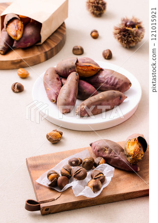 Honey combination of chestnuts and sweet potatoes plated with a winter concept Honey combination of chestnuts and sweet potatoes plated with a winter concept 121015921