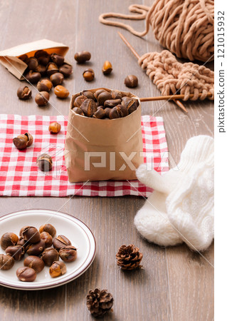 Delicious chestnuts emotionally plated with fluffy gloves. Delicious chestnuts emotionally plated with fluffy gloves. 121015932