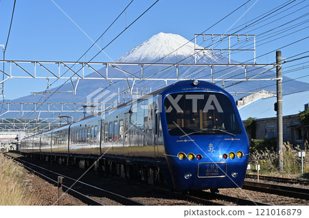 THE ROYAL EXPRESS Mount Fuji THE ROYAL EXPRESS Mount Fuji 121016879