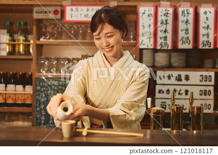 穿著和服的美麗居酒屋老闆娘攝影合作：田村大澤 121018117