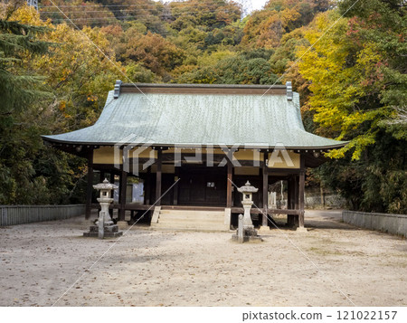 Hatsuzaki Shrine in Kure City 121022157
