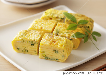 看起來美味的大捲蛋配蔥 121023795