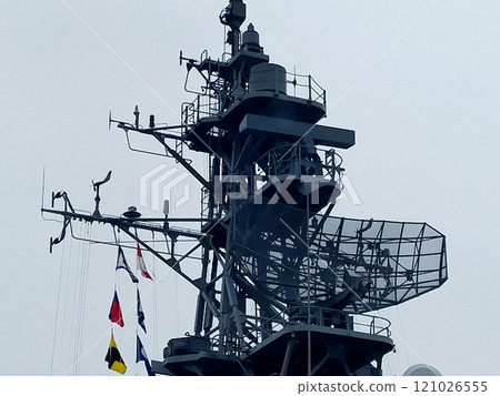 The destroyer Sendai arrives at Ishinomaki The destroyer Sendai arrives at Ishinomaki 121026555