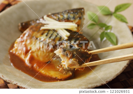 用鯖魚燜鯖魚 121026931