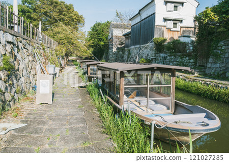 [Yahata-bori] Retro houseboat 121027285
