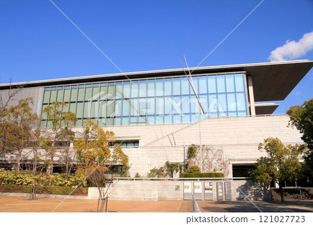 兵庫縣立美術館 121027723